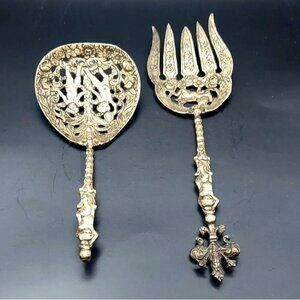 Vintage Italian Silverplate Fleur-De-Lis Cherub 2-Piece Serving Set Spoon & Fork